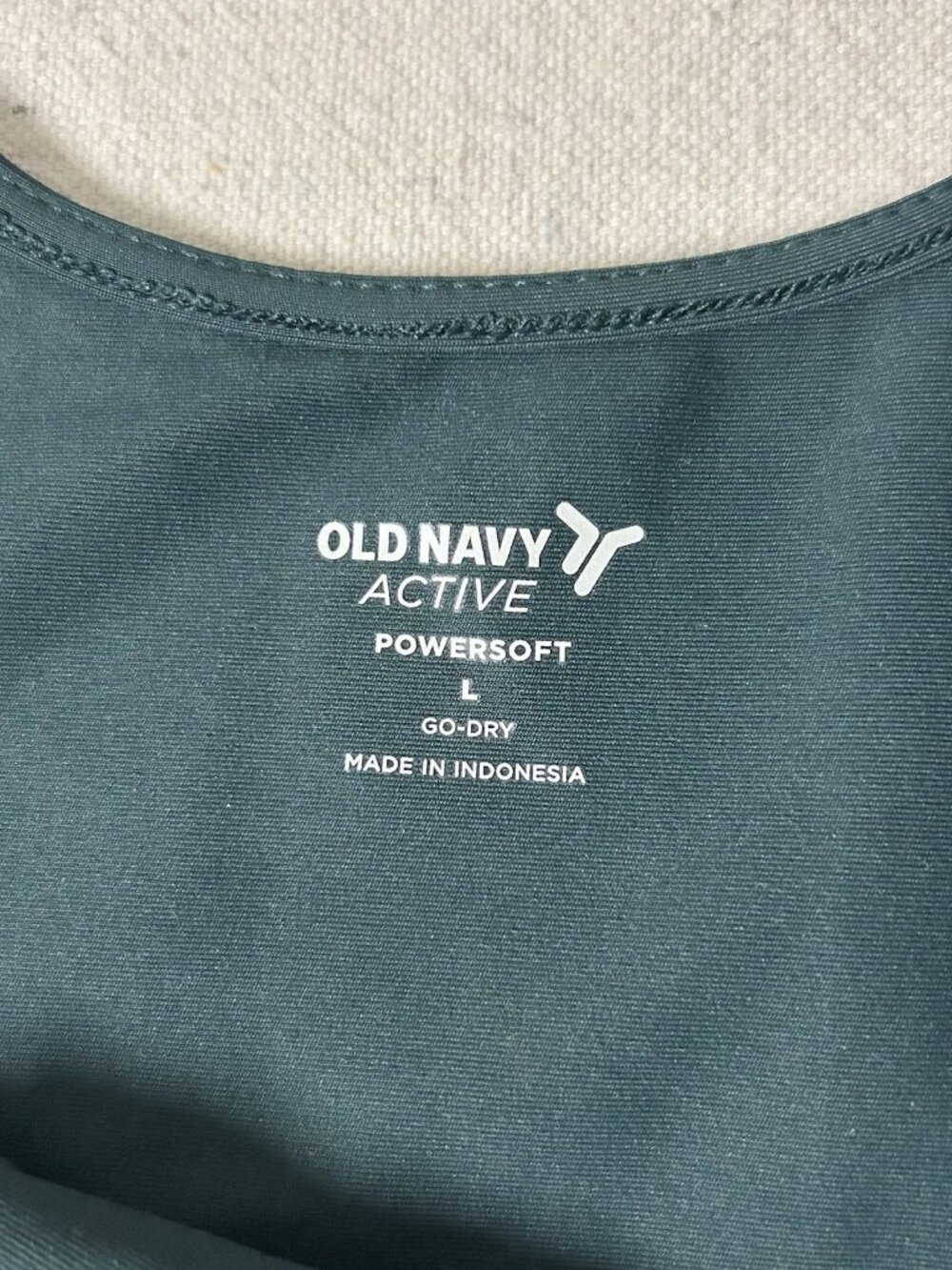 Old Navy Active PowerSoft 2-in-1 Mesh-Sleeve Crop Top Womens Large Pine Green - Picture 7 of 7